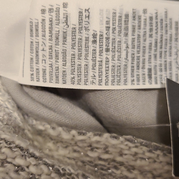 Abercrombie & Fitch, mini skirt, gray and white with silver, Size S - Picture 4 of 5